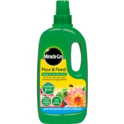 MIRACLE-GRO POUR & FEED 1 LITRE